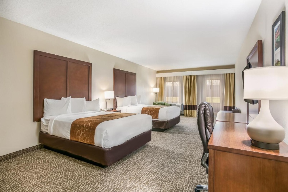 Aspire Hotel and Suites Main image